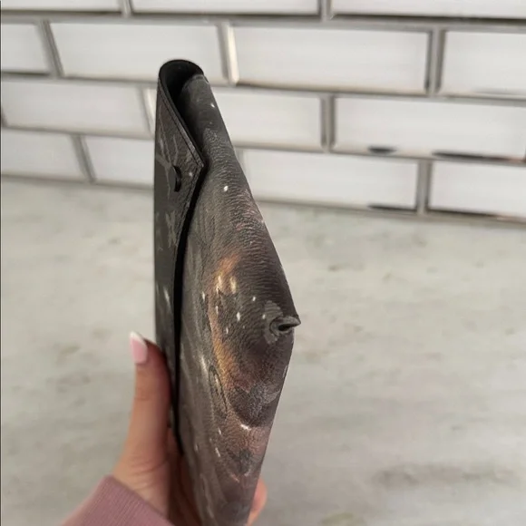 Louis Vuitton rare galaxy medium pochette kirigami clutch wallet - Picture 4 of 9